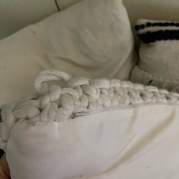 Anthropologie Woven White Knit Throw Pillow With Removable Cover 18x18” - Picture 9 of 15
